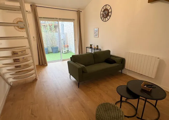 Maison Au Calme , Centre De ロシュフォール